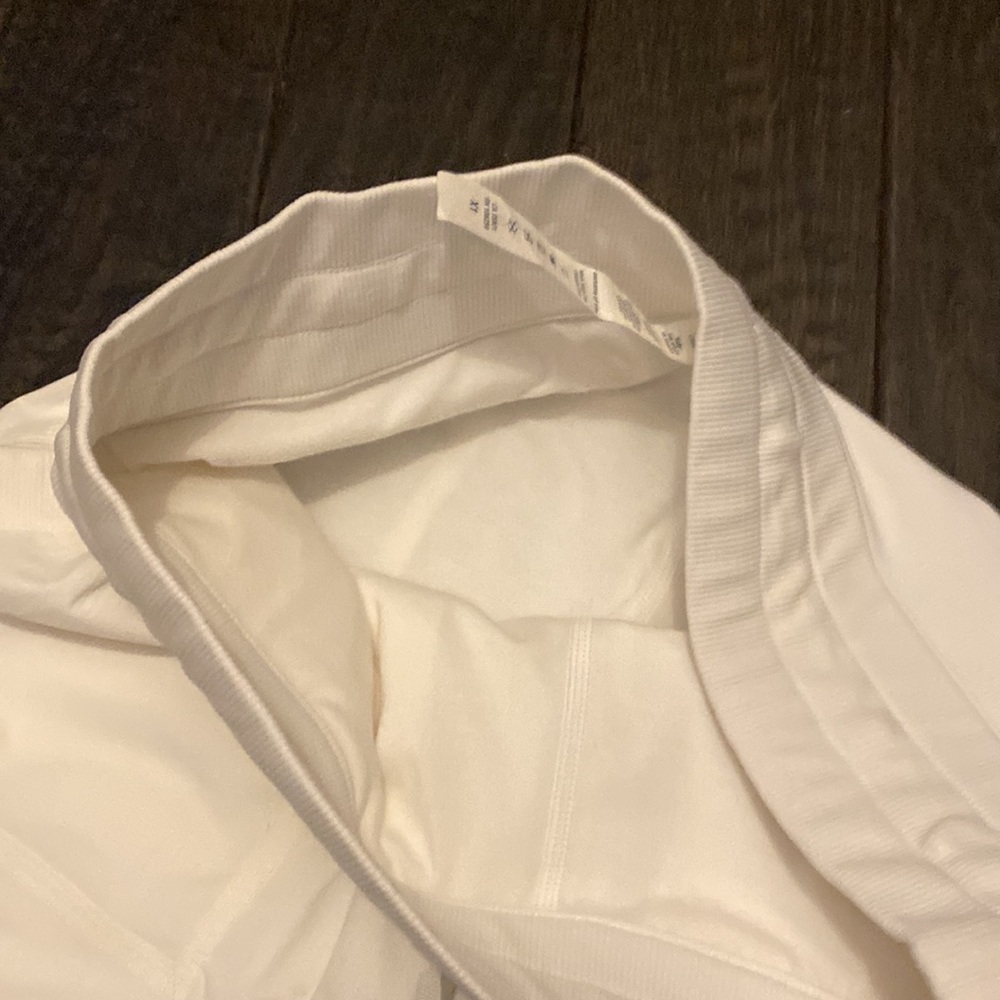 Lululemon pants - Picture 6 of 6